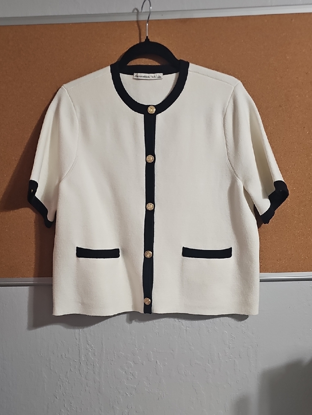 Abercrombie & Fitch Cream Short Sleeve Cardigan with Black Trim and Gold Button
